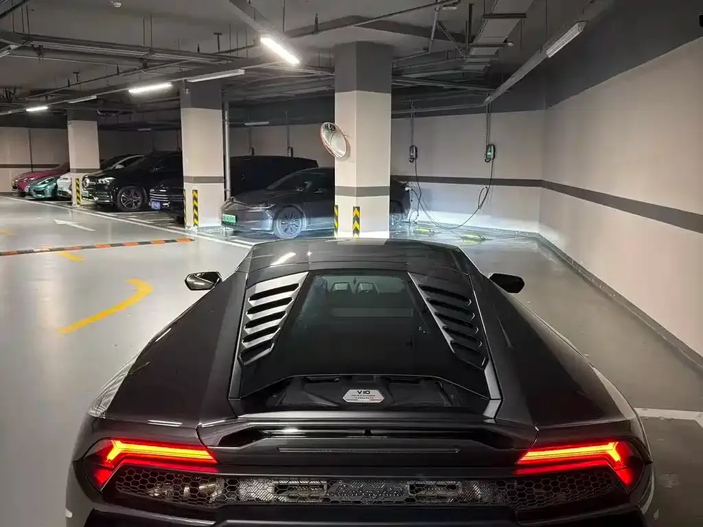 Lamborghini Huracan — фото 4