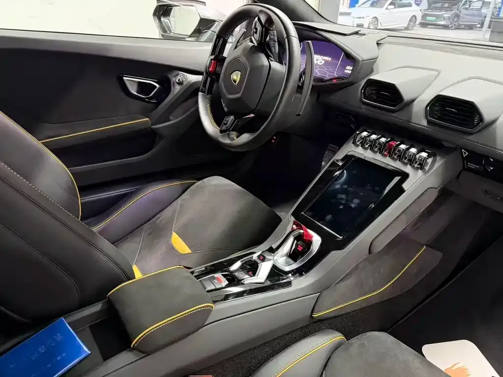Lamborghini Huracan — фото 2