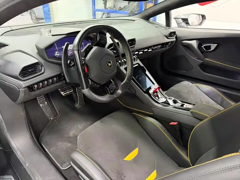 Lamborghini Huracan — фото 6