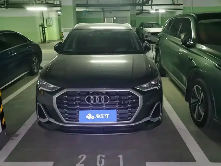Audi Q3 — фото 4