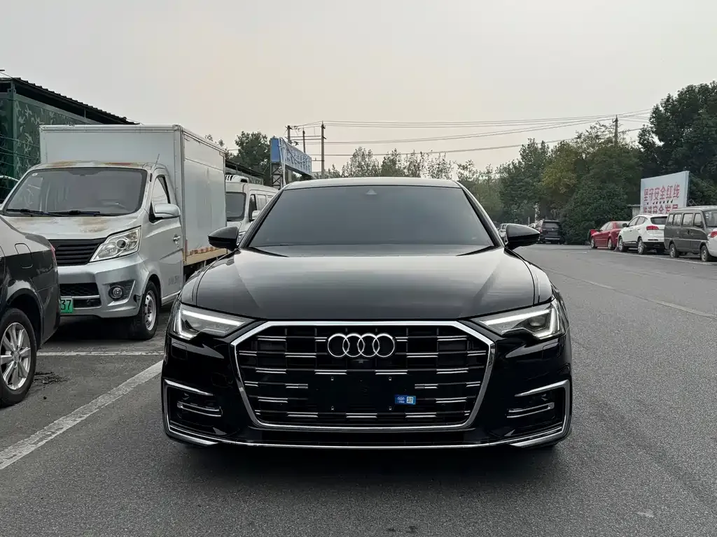 Audi A6L — фото 2