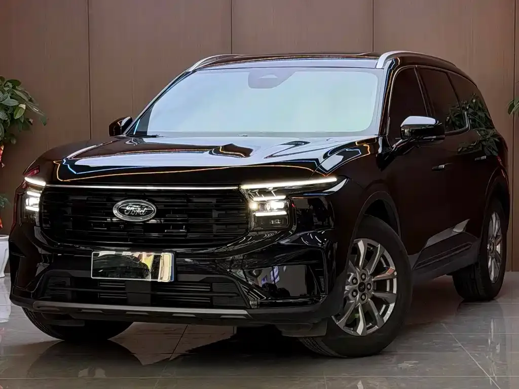 Ford Edge — фото 1