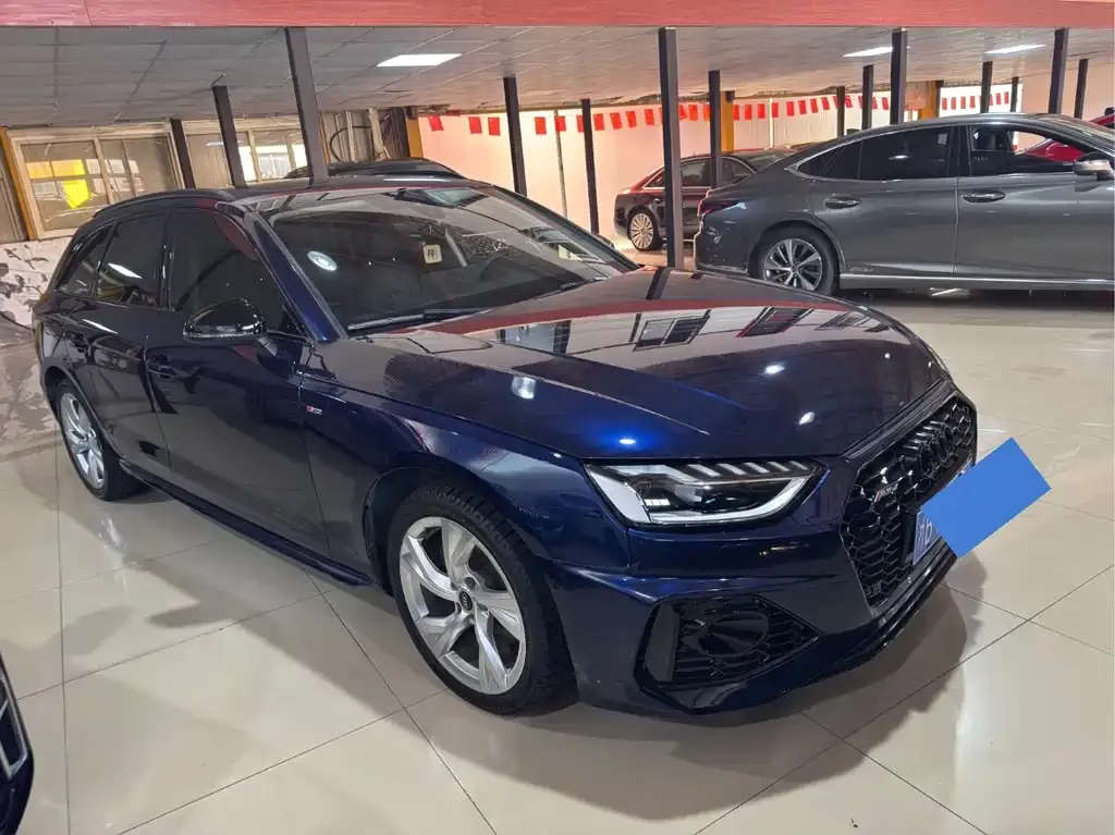 Audi A4 (Import) — фото 9