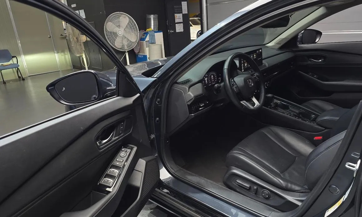 Honda Accord — фото 10