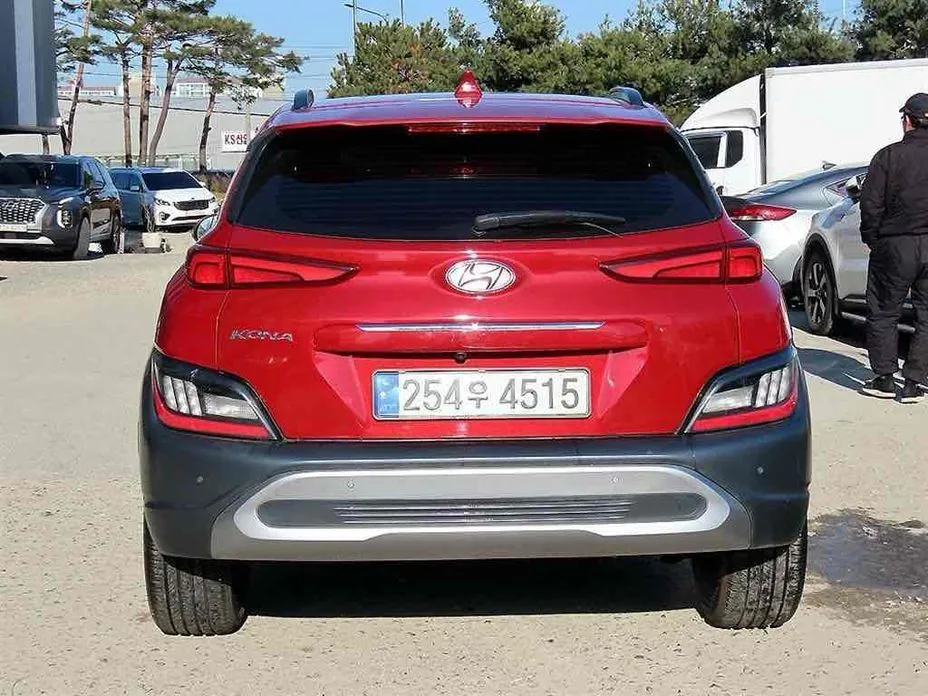 Hyundai Kona — фото 9