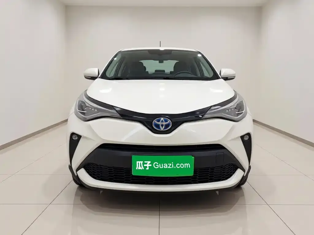 Toyota C-HR — фото 2