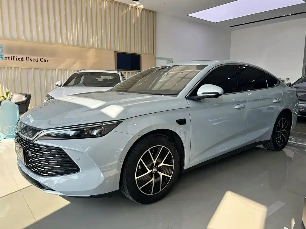 BYD Qin L — фото 1