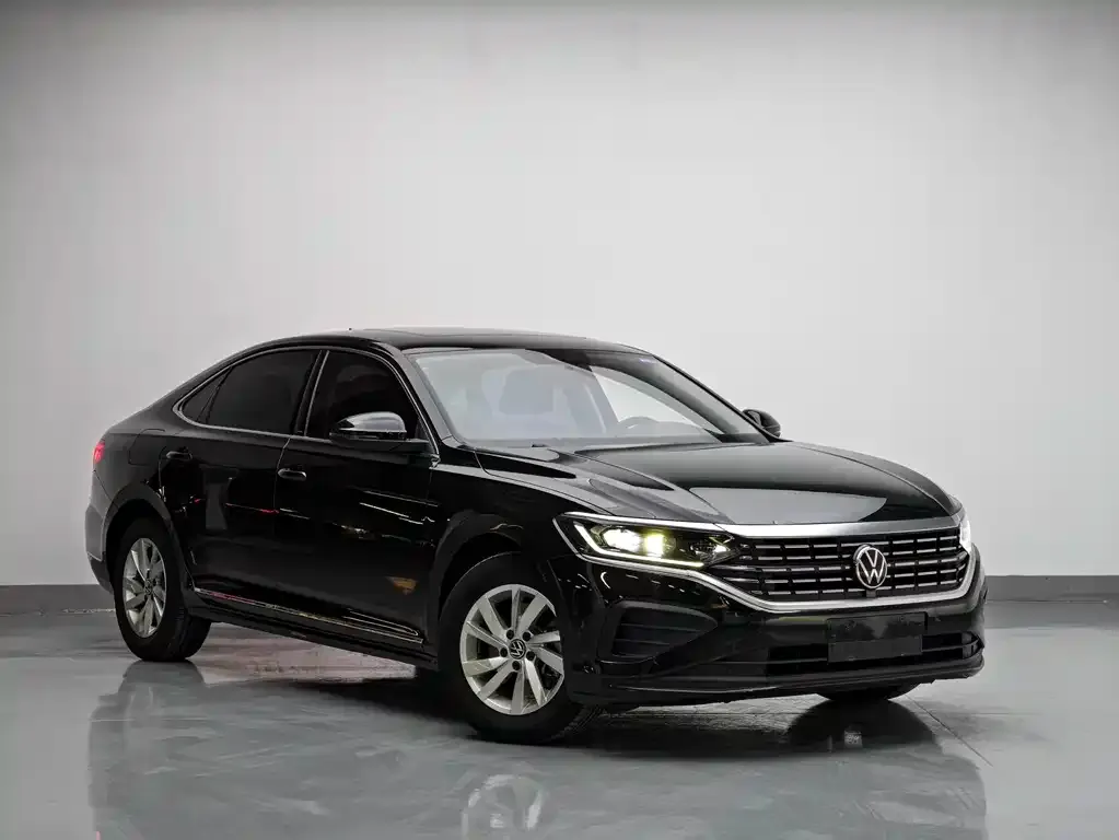 Volkswagen Passat — фото 5