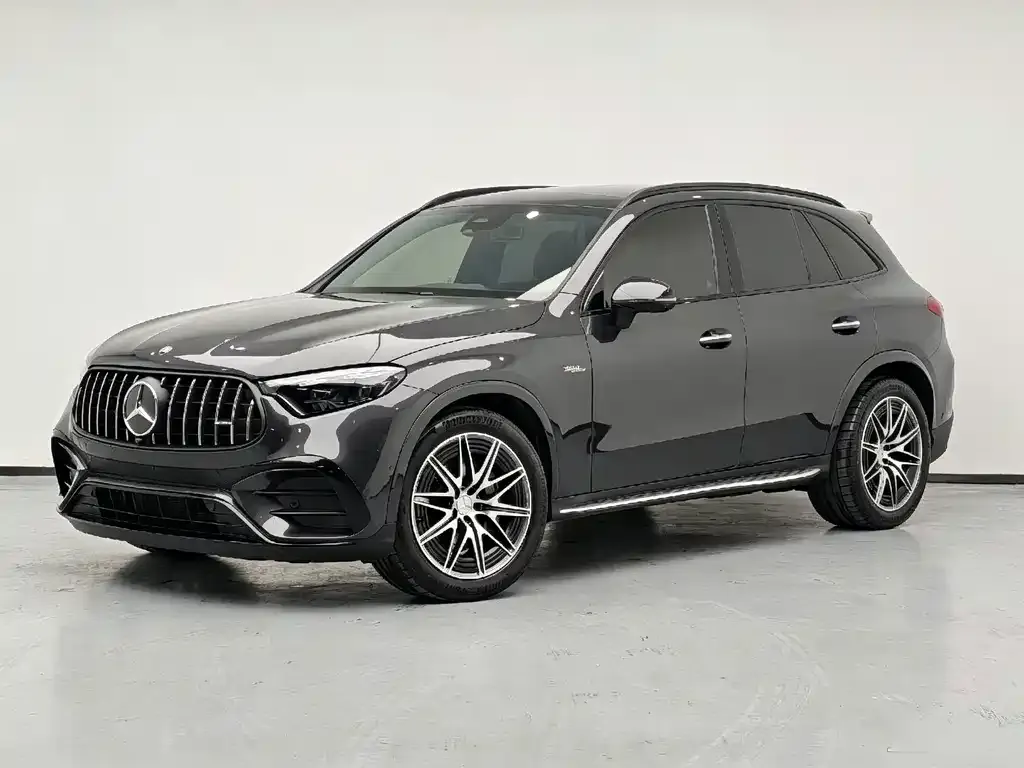 Mercedes-Benz GLC AMG — фото 1