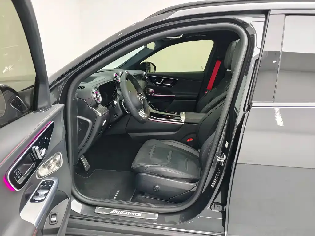 Mercedes-Benz GLC AMG — фото 10