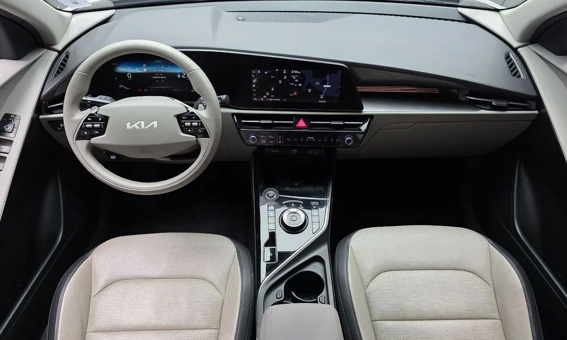 Kia Niro — фото 10