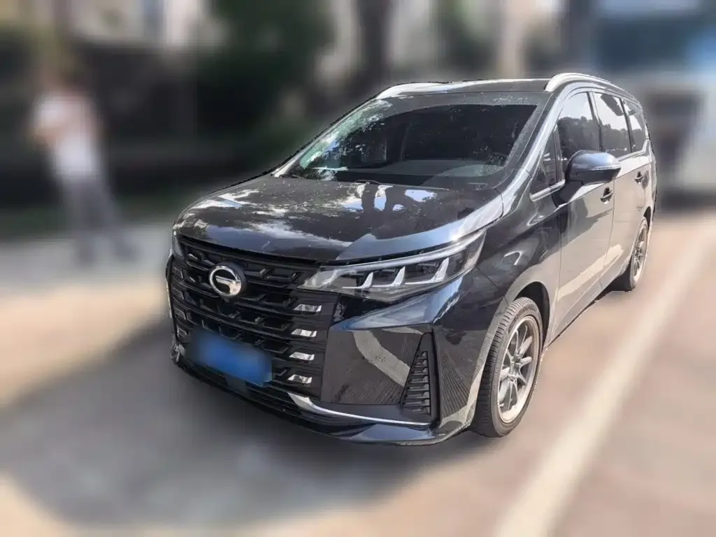 GAC Motor Trumpchi M6 — фото 1