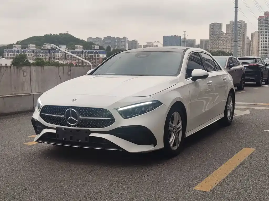 Mercedes-Benz A-Class — фото 1
