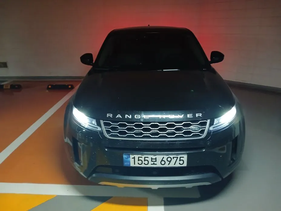Land Rover Range Rover Evoque — фото 1