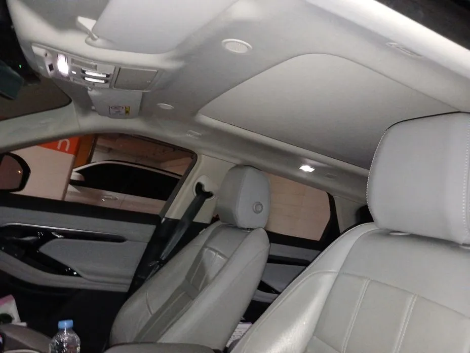 Land Rover Range Rover Evoque — фото 4
