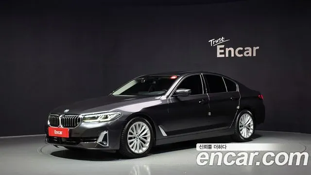 BMW 5-Series — фото 1