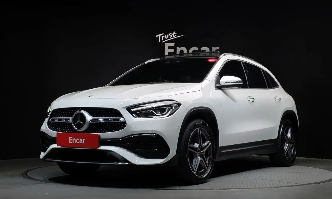 Mercedes-Benz GLA-Class — фото 1