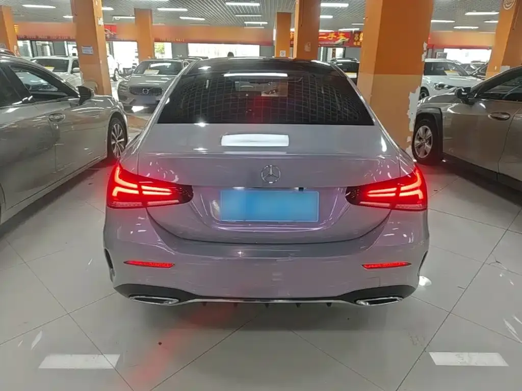 Mercedes-Benz A-Class — фото 10
