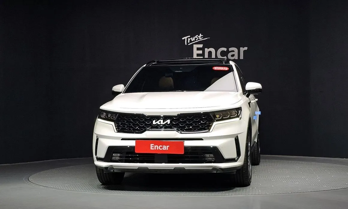 Kia Sorento — фото 8