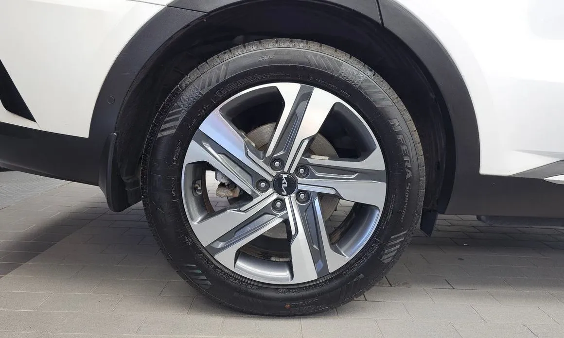 Kia Sorento — фото 10