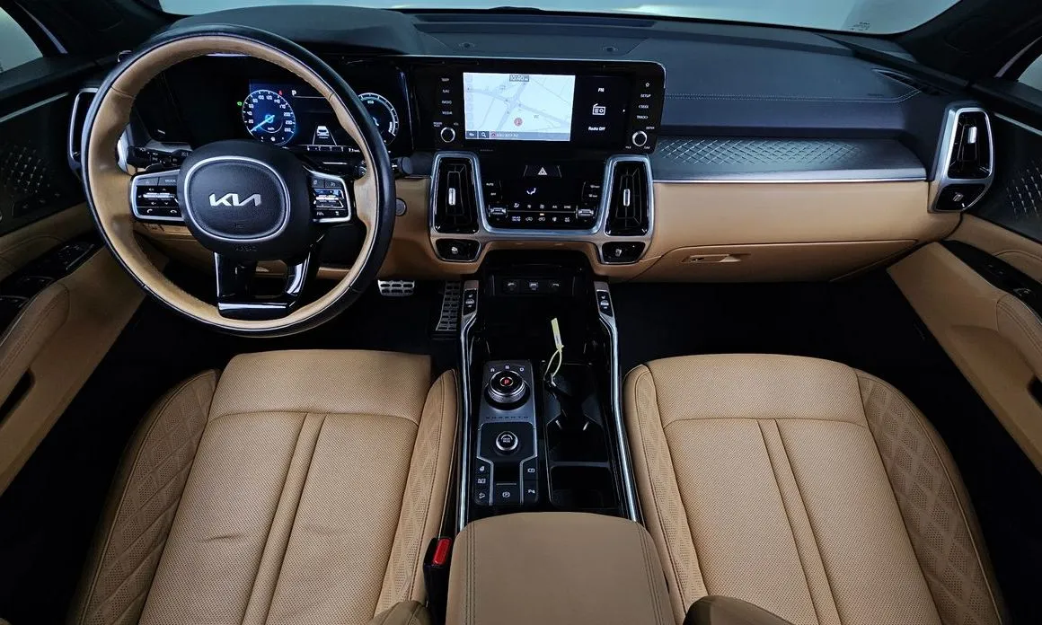 Kia Sorento — фото 6