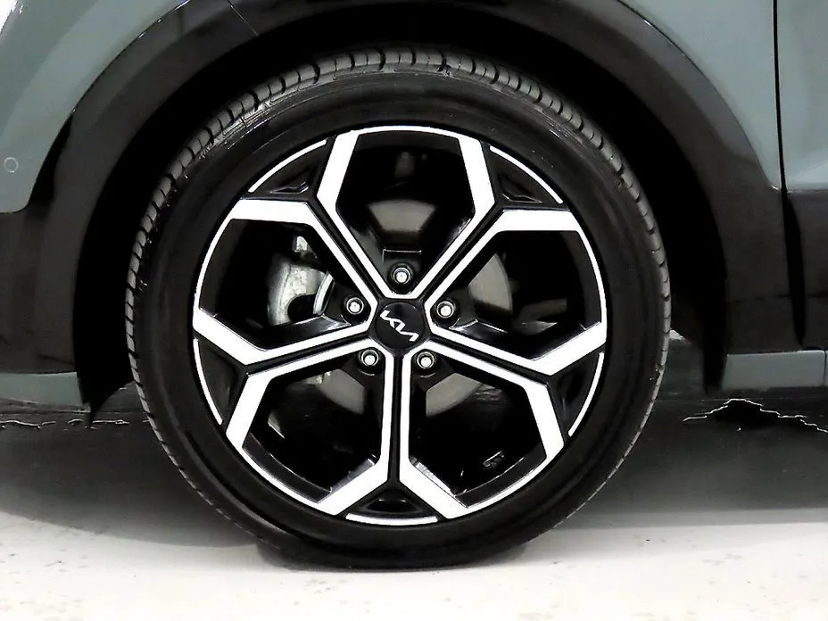 Kia Niro — фото 6
