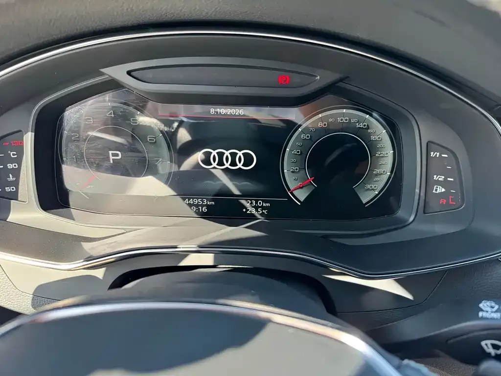 Audi A7L — фото 8