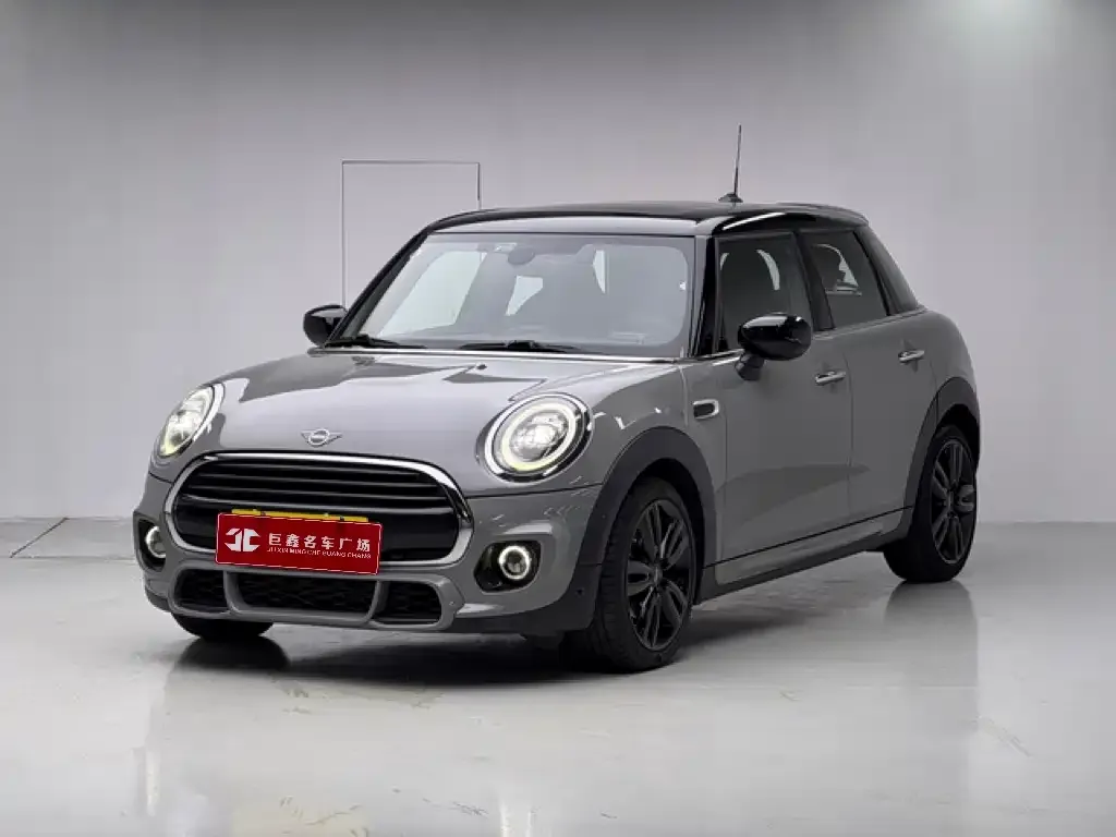 MINI Cooper (3-door) — фото 1