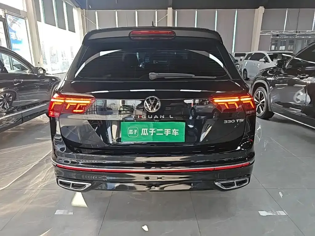 Volkswagen Tiguan L — фото 2