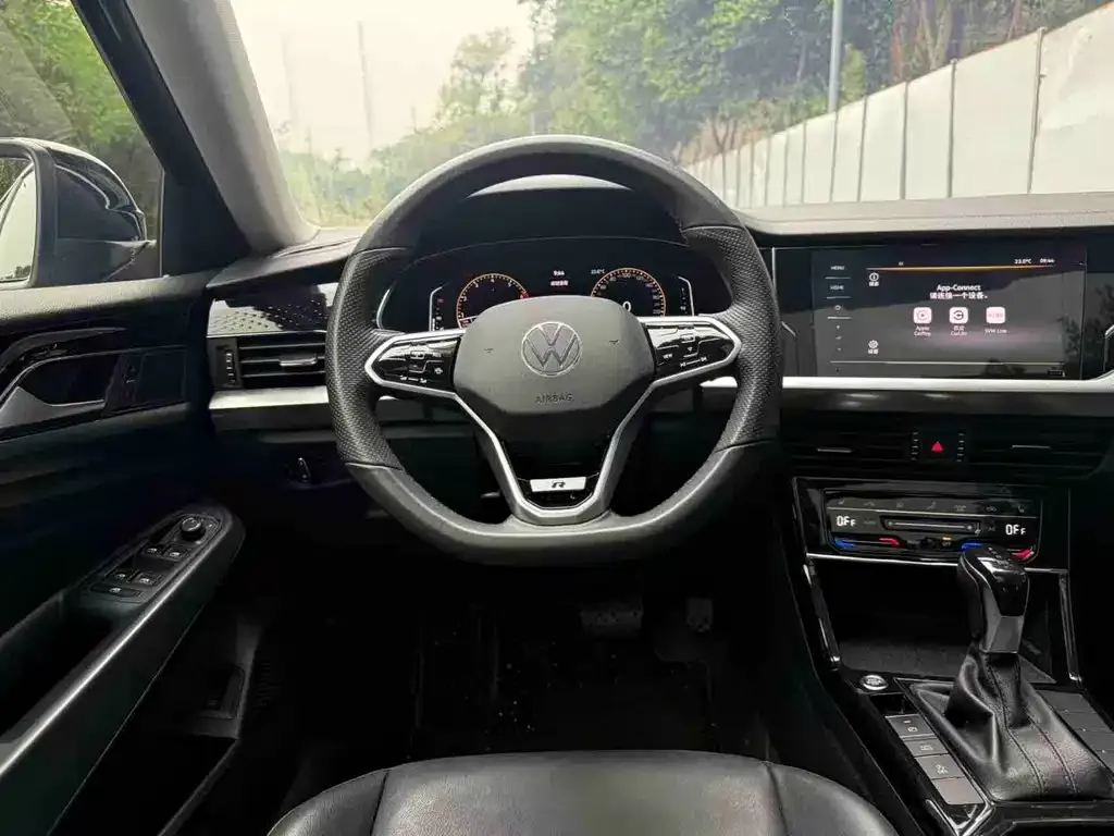 Volkswagen Passat — фото 2
