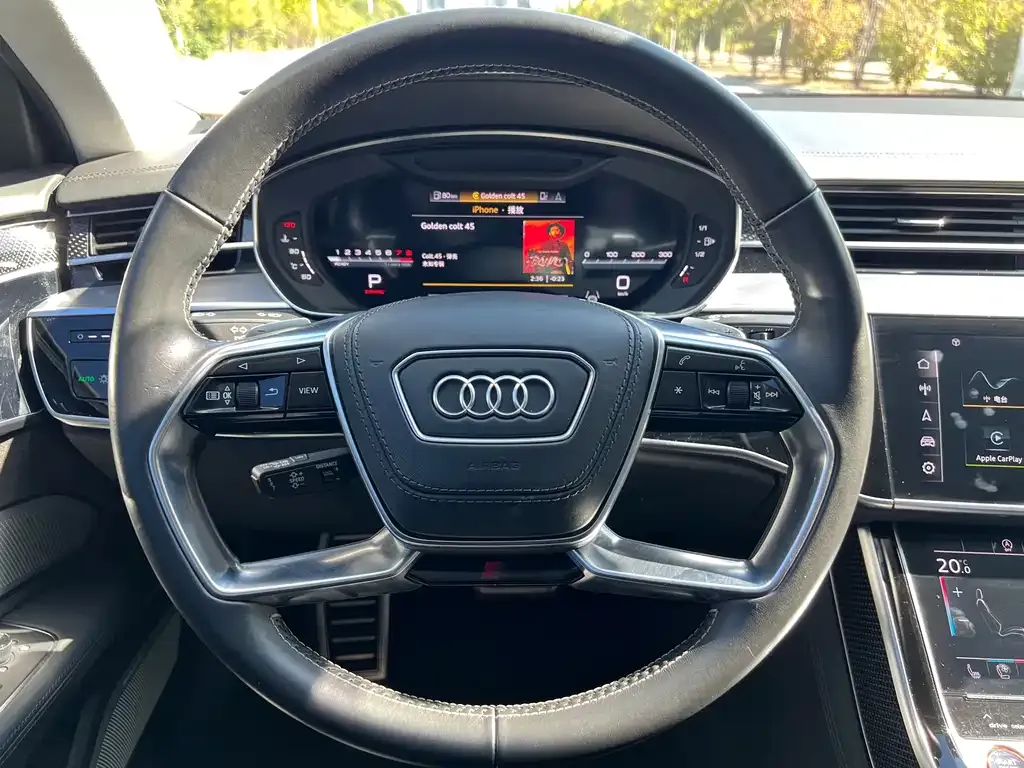 Audi S8 — фото 6
