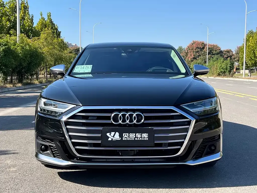 Audi S8 — фото 3