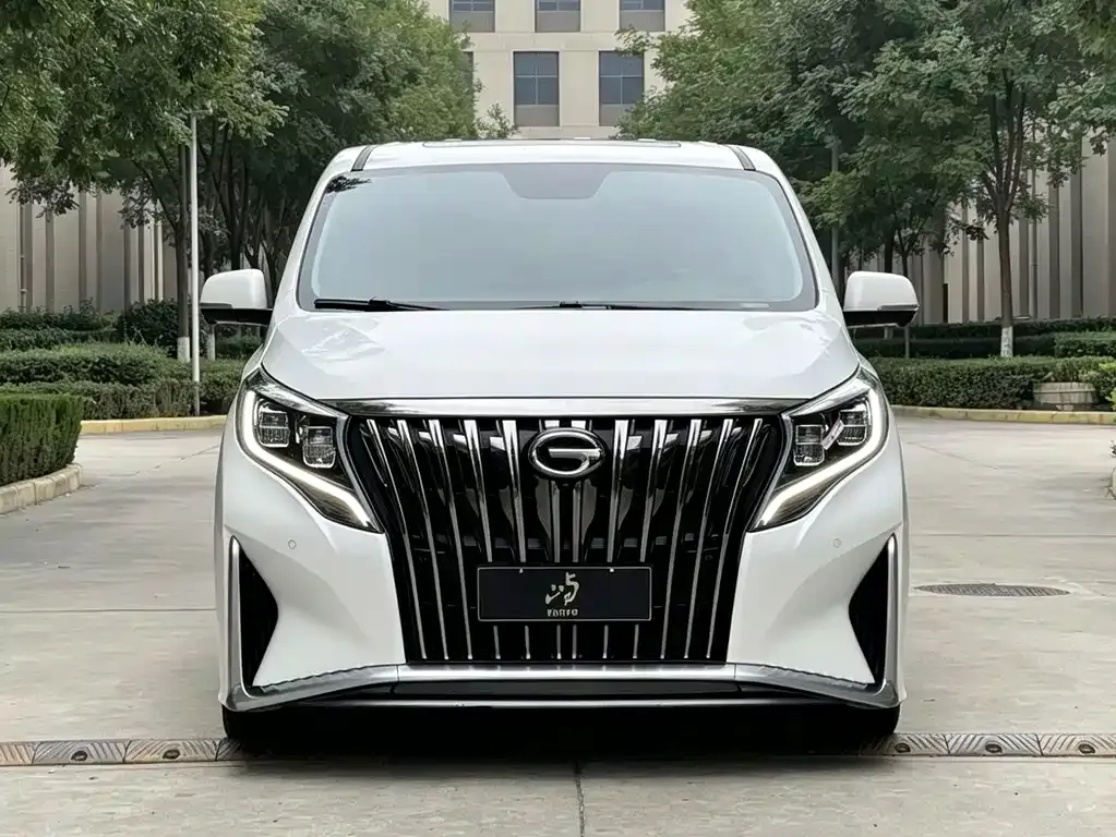 GAC Motor Trumpchi M8 — фото 7