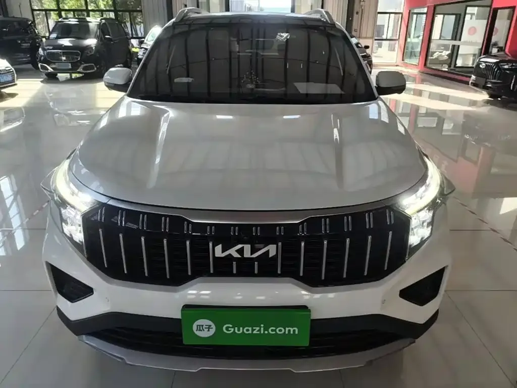Kia Sportage — фото 7