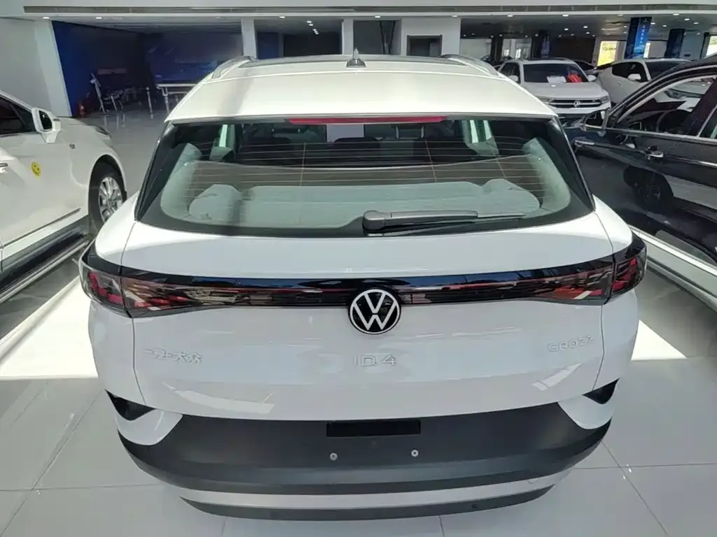 Volkswagen ID.4 Crozz — фото 8