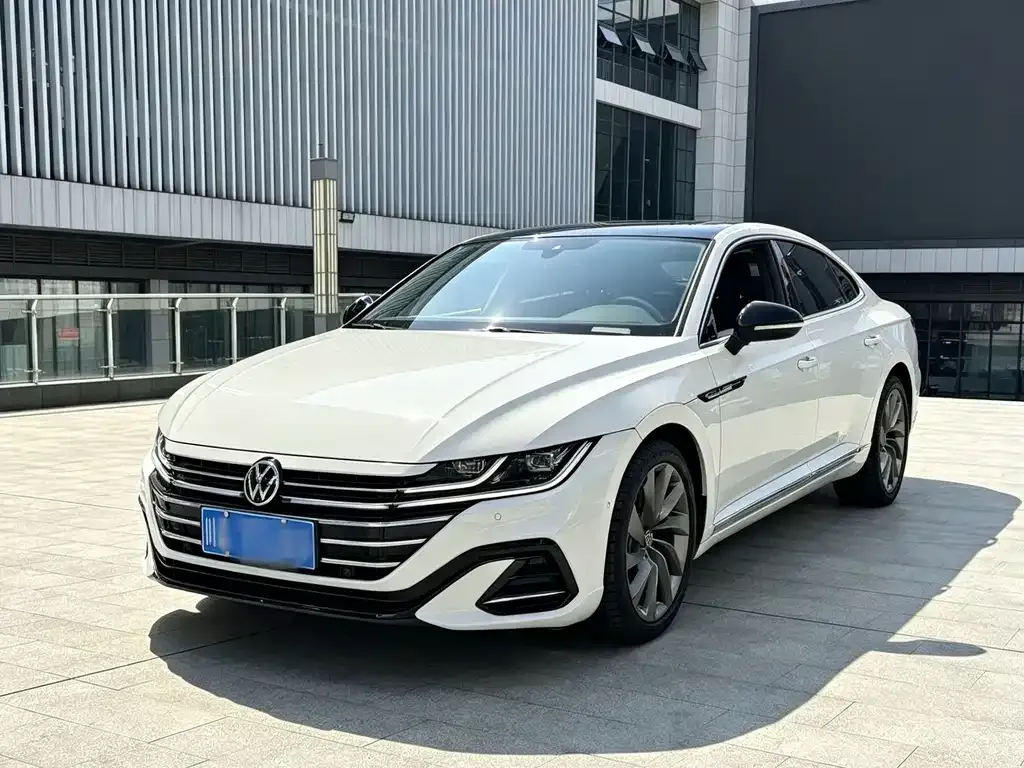 Volkswagen CC — фото 1
