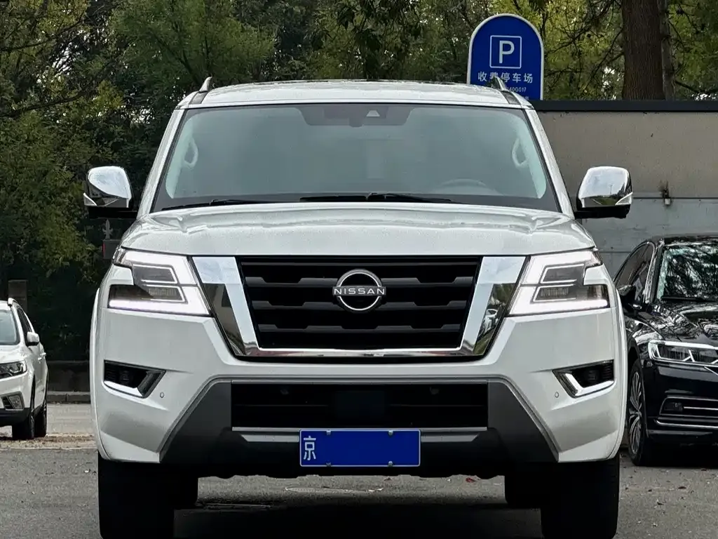Nissan Patrol — фото 8
