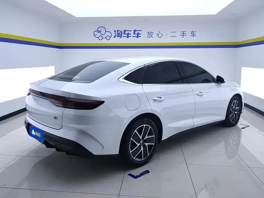 BYD Qin L — фото 5