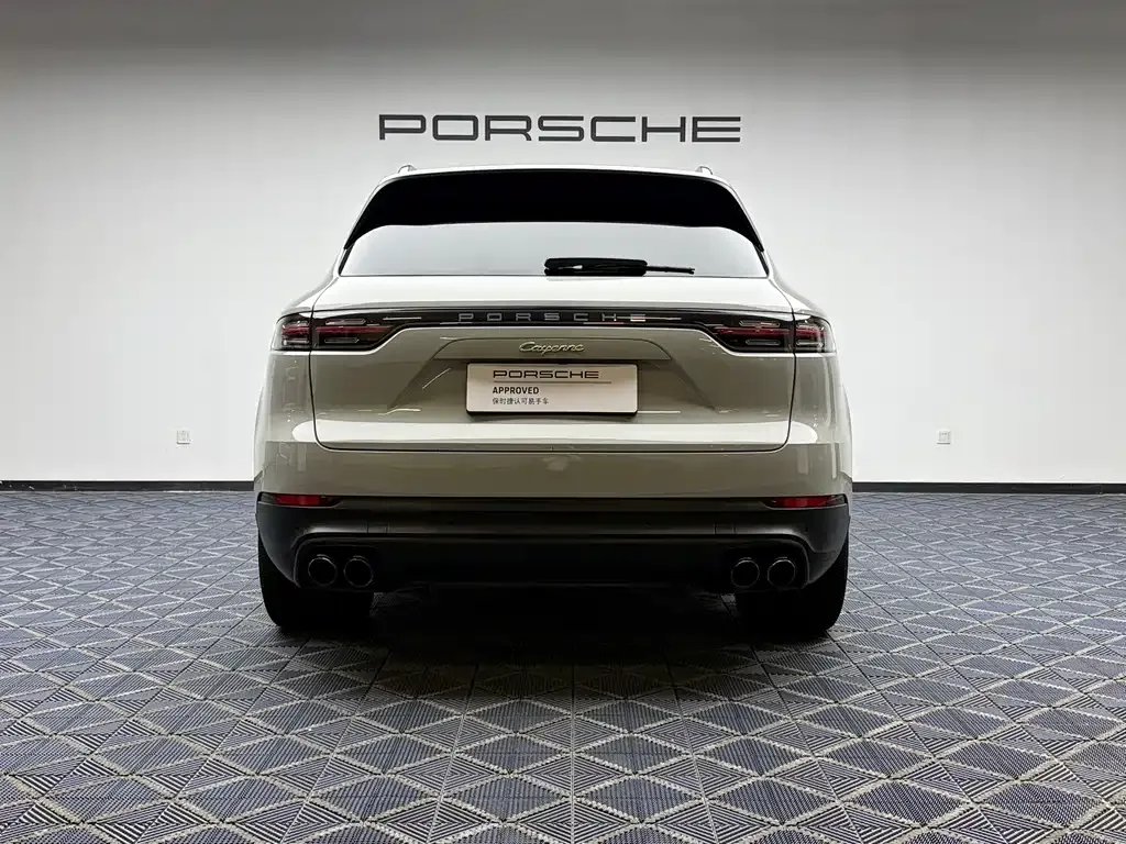 Porsche Cayenne Hybrid — фото 4