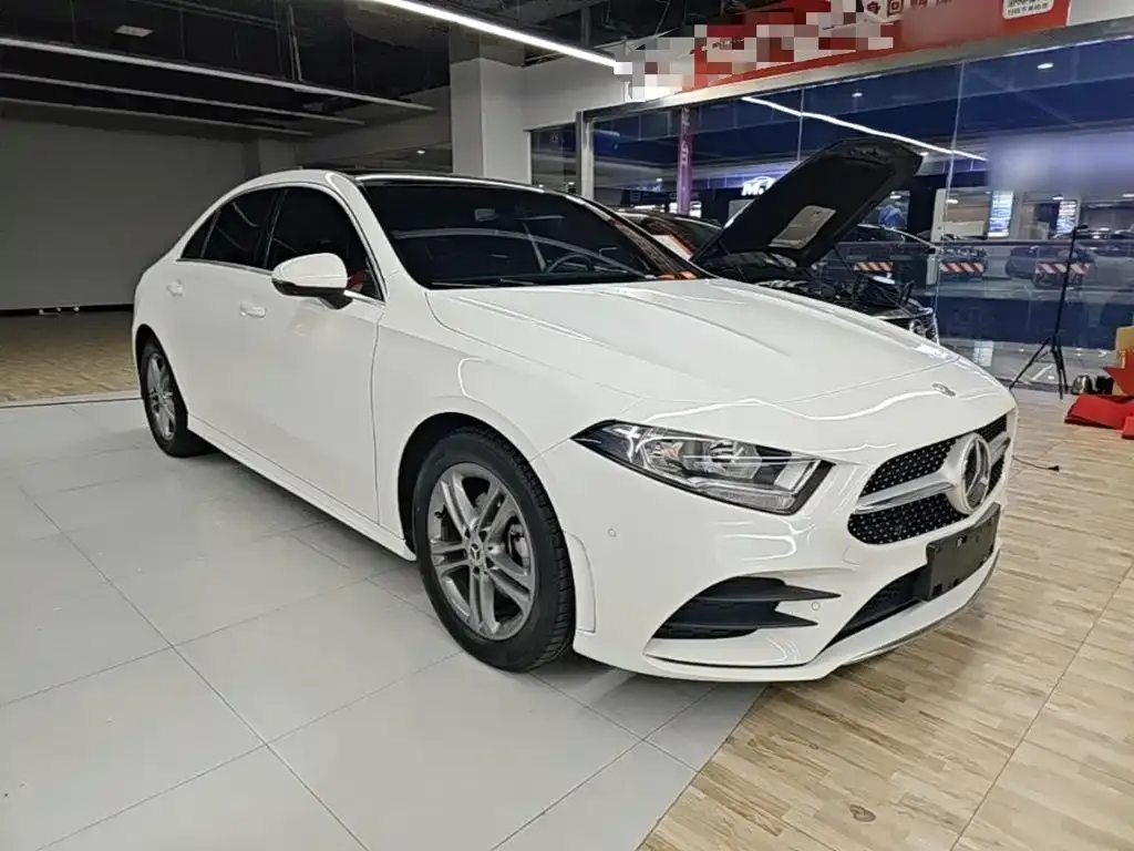 Mercedes-Benz A-Class — фото 6