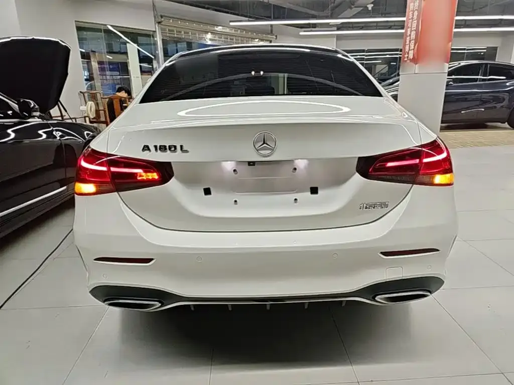 Mercedes-Benz A-Class — фото 10
