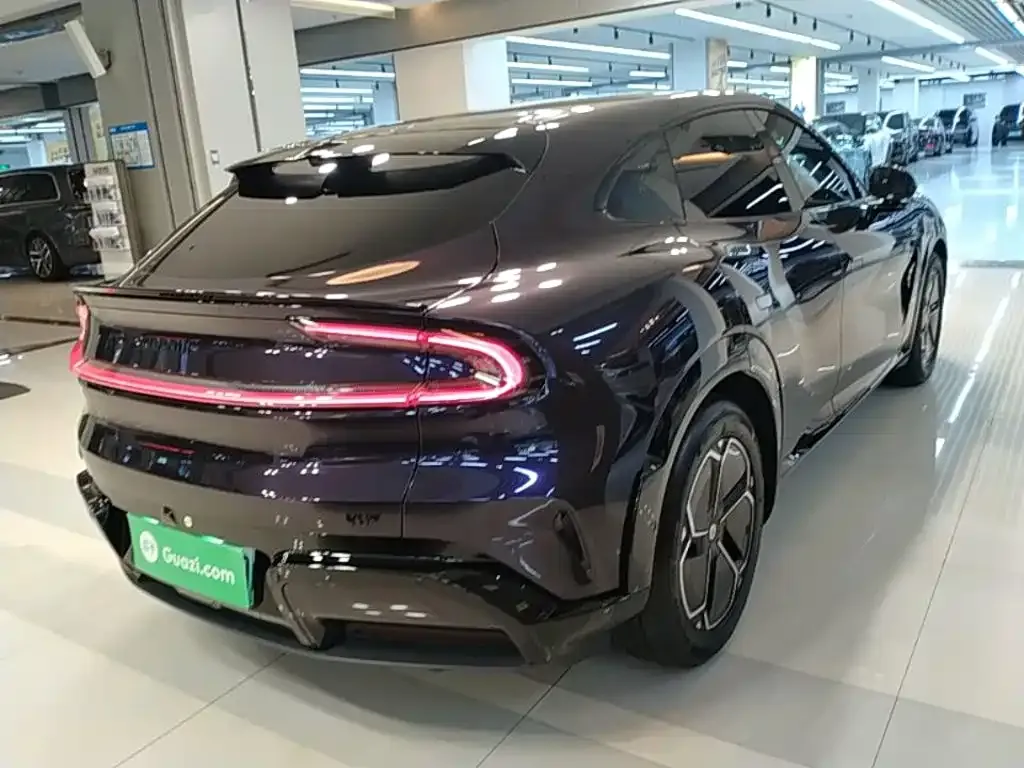 Xiaomi YU7 — фото 9