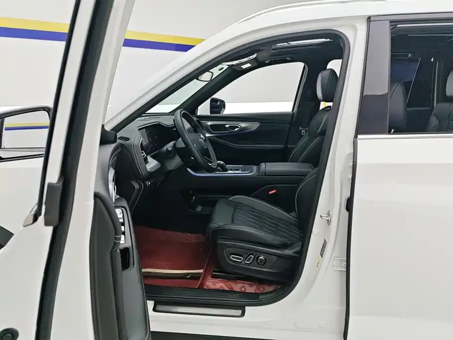 GAC Motor Trumpchi GS8 — фото 10