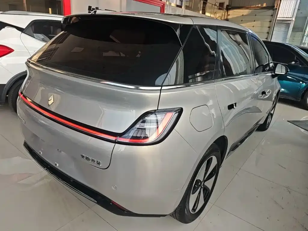 Baojun Yunduo — фото 7