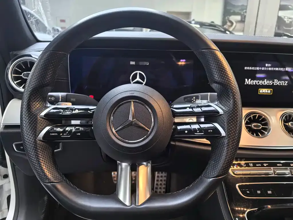 Mercedes-Benz E-Class (Import) — фото 5