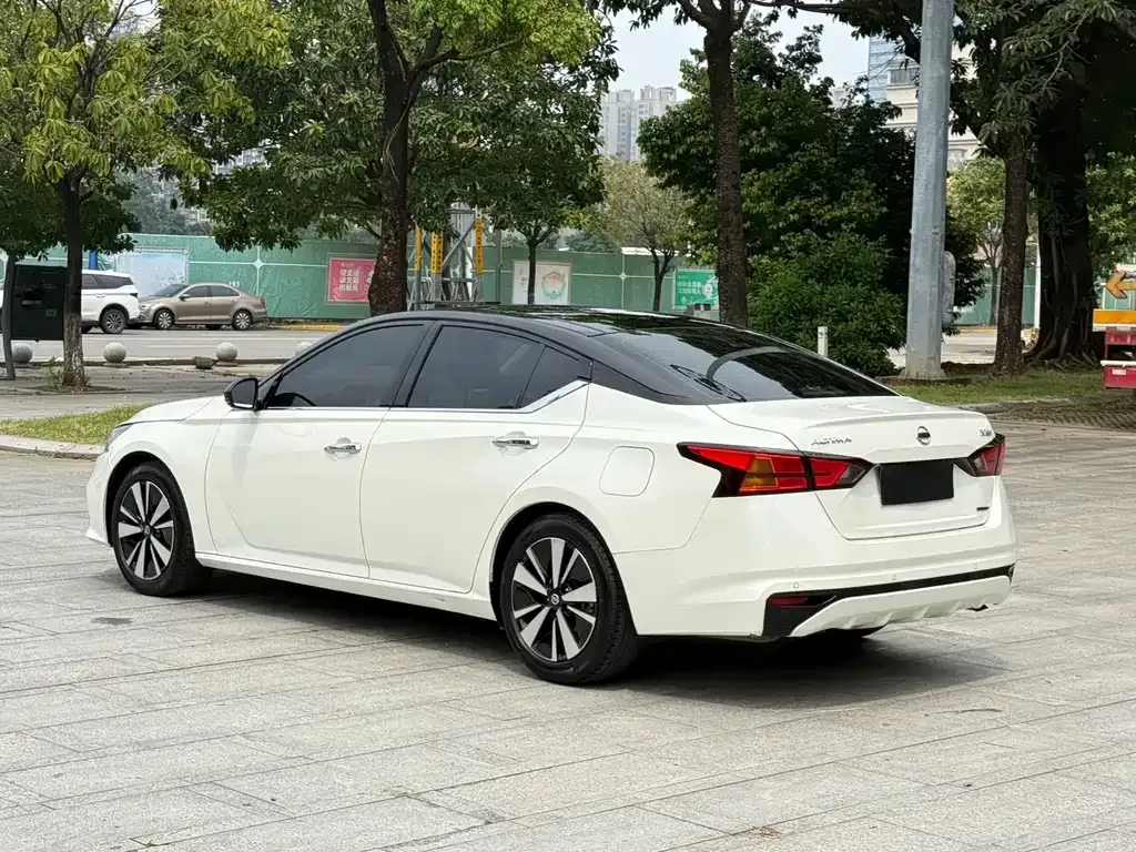 Nissan Teana — фото 7