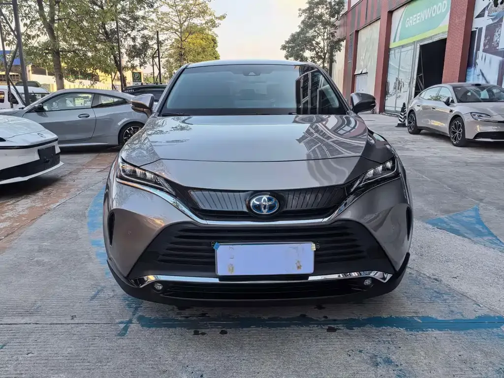 Toyota Harrier — фото 5