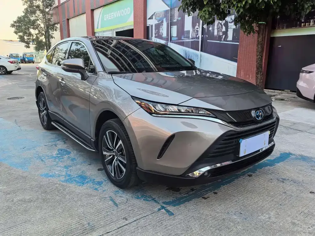 Toyota Harrier — фото 7