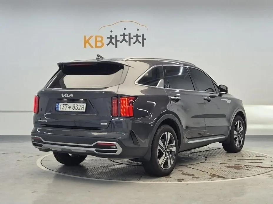 Kia Sorento — фото 4