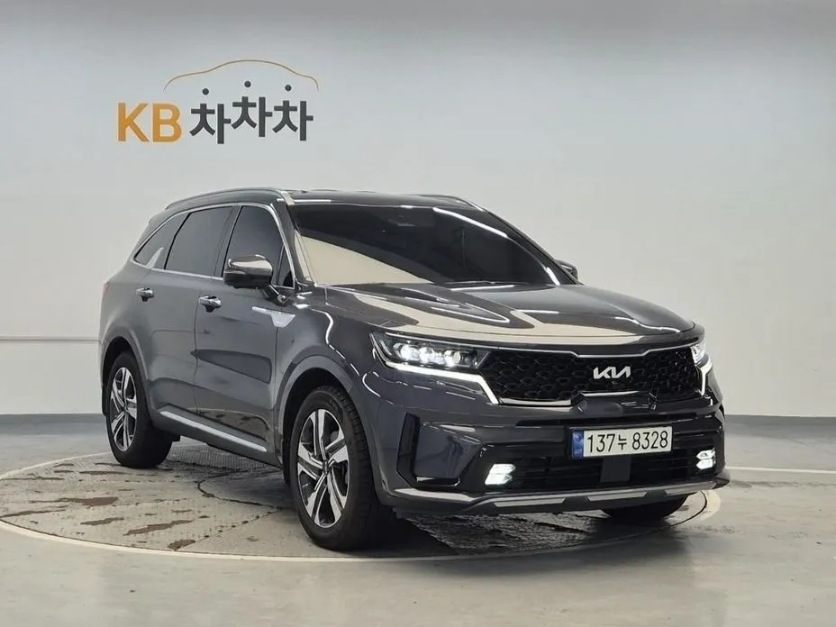 Kia Sorento — фото 10
